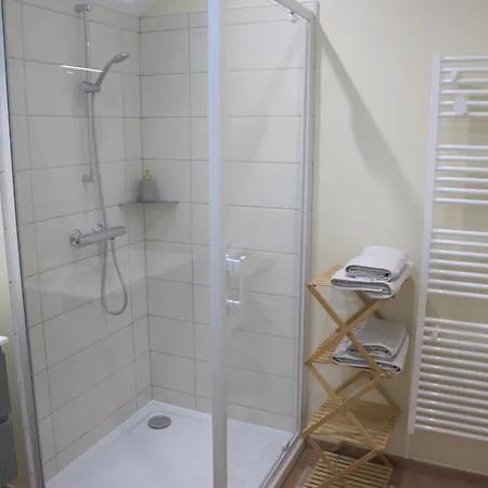 B&B Rose Garden 바이외