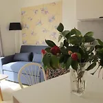 Rose Garden 3* Μπαγιέ