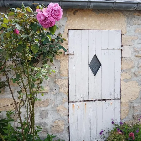 Rose Garden Bed and Breakfast Μπαγιέ