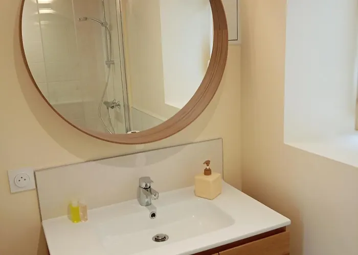 Rose Garden לינה וארוחת בוקר 3*