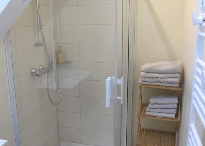 לינה וארוחת בוקר Rose Garden