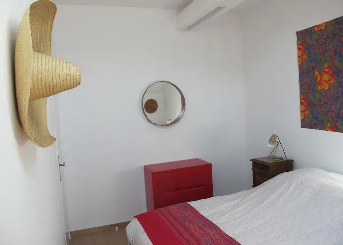 Rose Garden 3* באיו